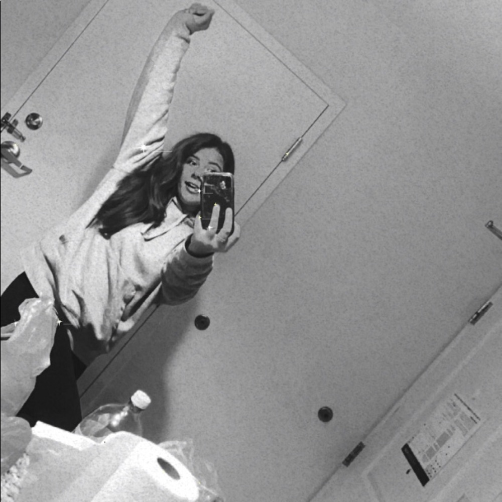 Meet your Posher, Eva